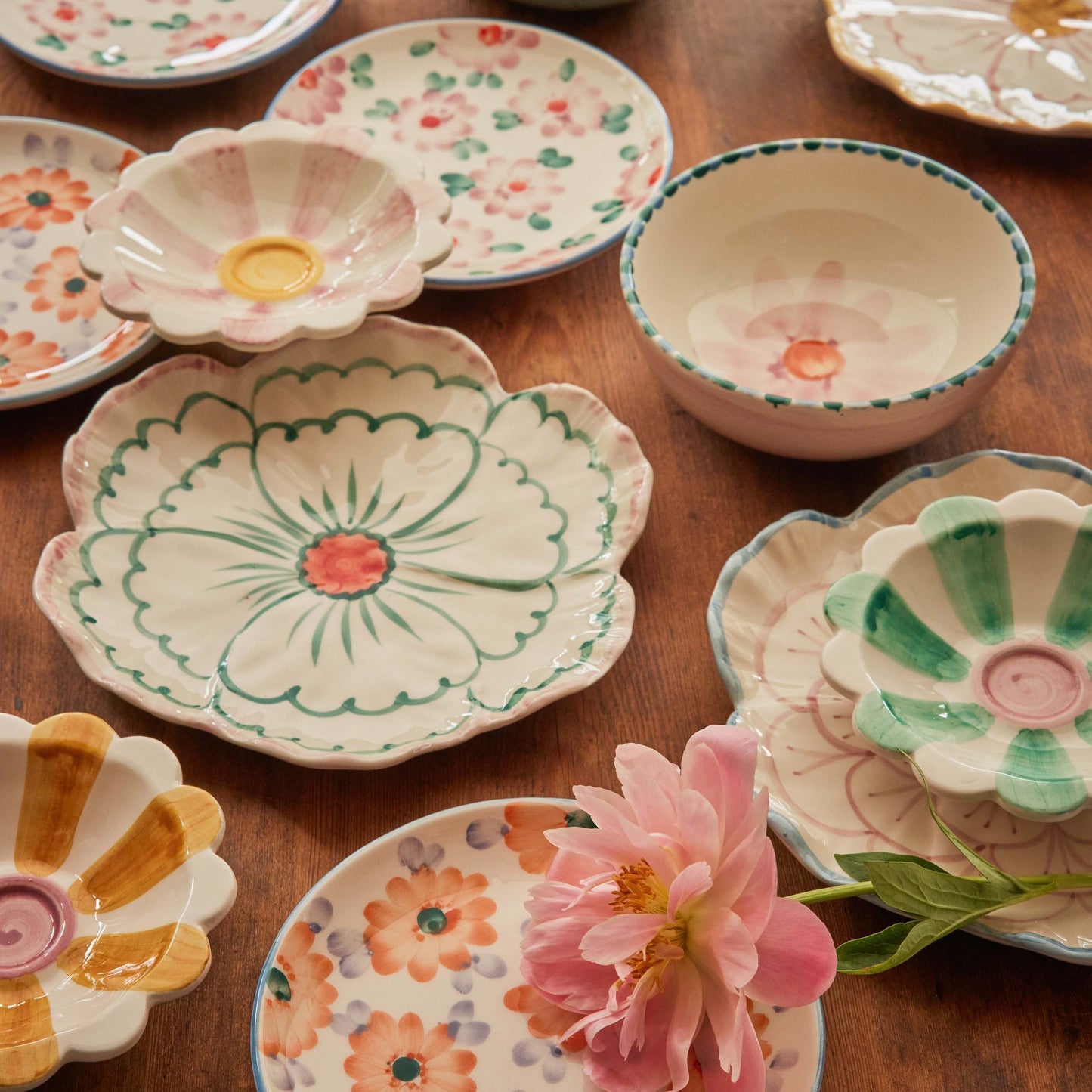 Keramik-Beilagenteller Blume Hand-Painted