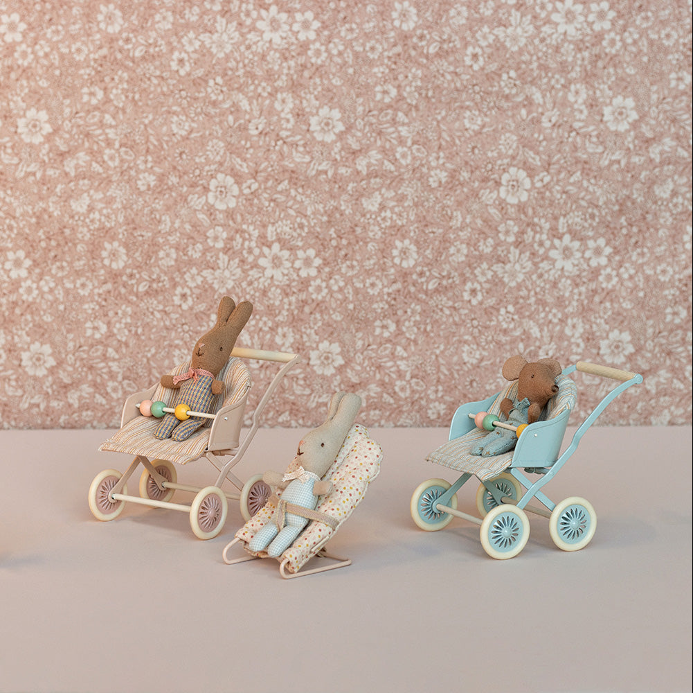 Kinderwagen Babymäuse