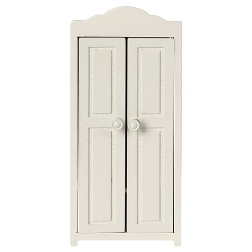 Miniatur-Kleiderschrank für Mäuse