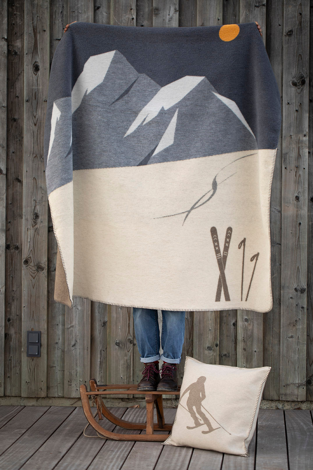 Wohndecke Skis & Spuren