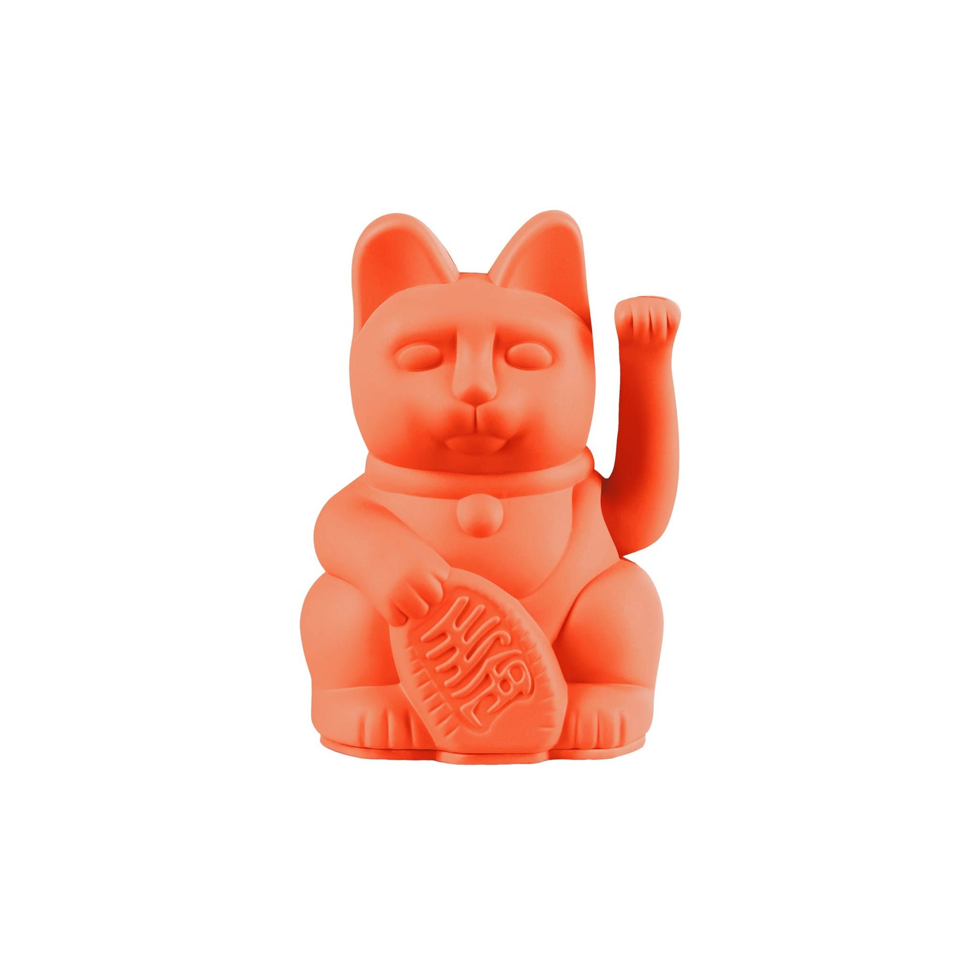 Neonorange Winkekatze „Lucky Cat“ von Donkey in der Größe Mini vor weißem Hintergrund.