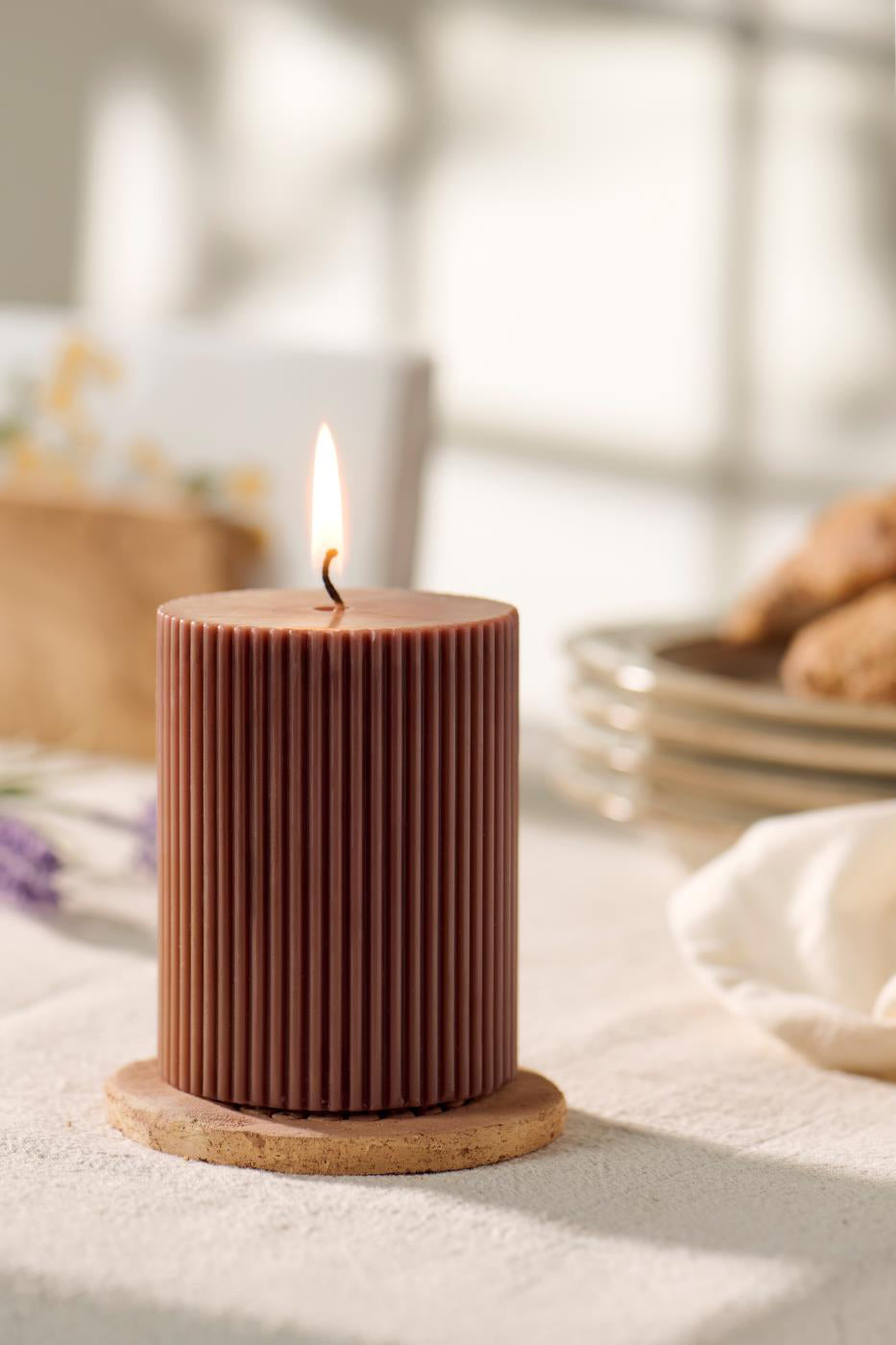 Stumpenkerze gerillt