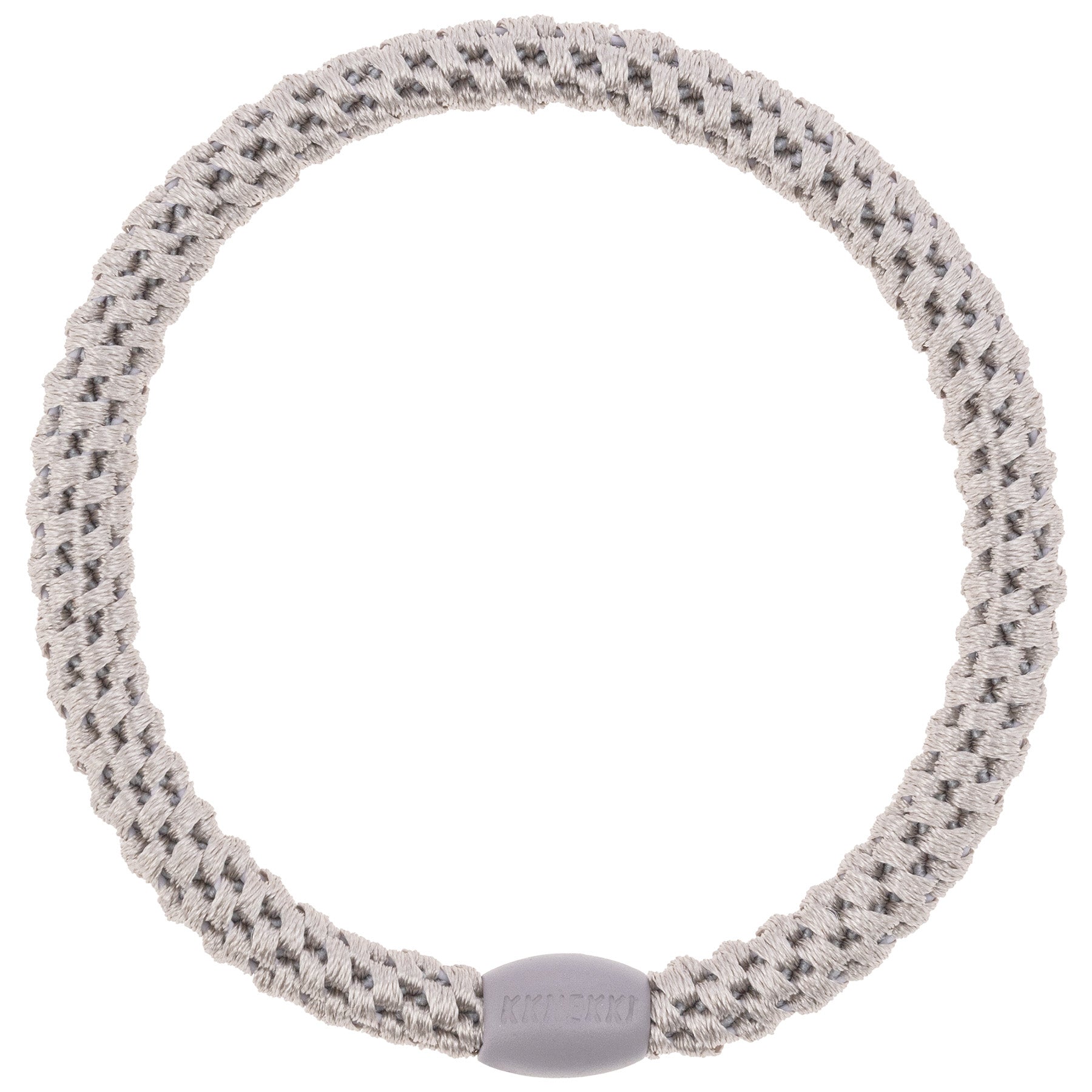 KKNEKKI Slim Haargummi in Weiß mit charakteristischem Webdesign, schlanke Silhouette, sanfter Halt ohne Haarbruch, wasserfest und farbecht, mit Perle aus recyceltem Kunststoff