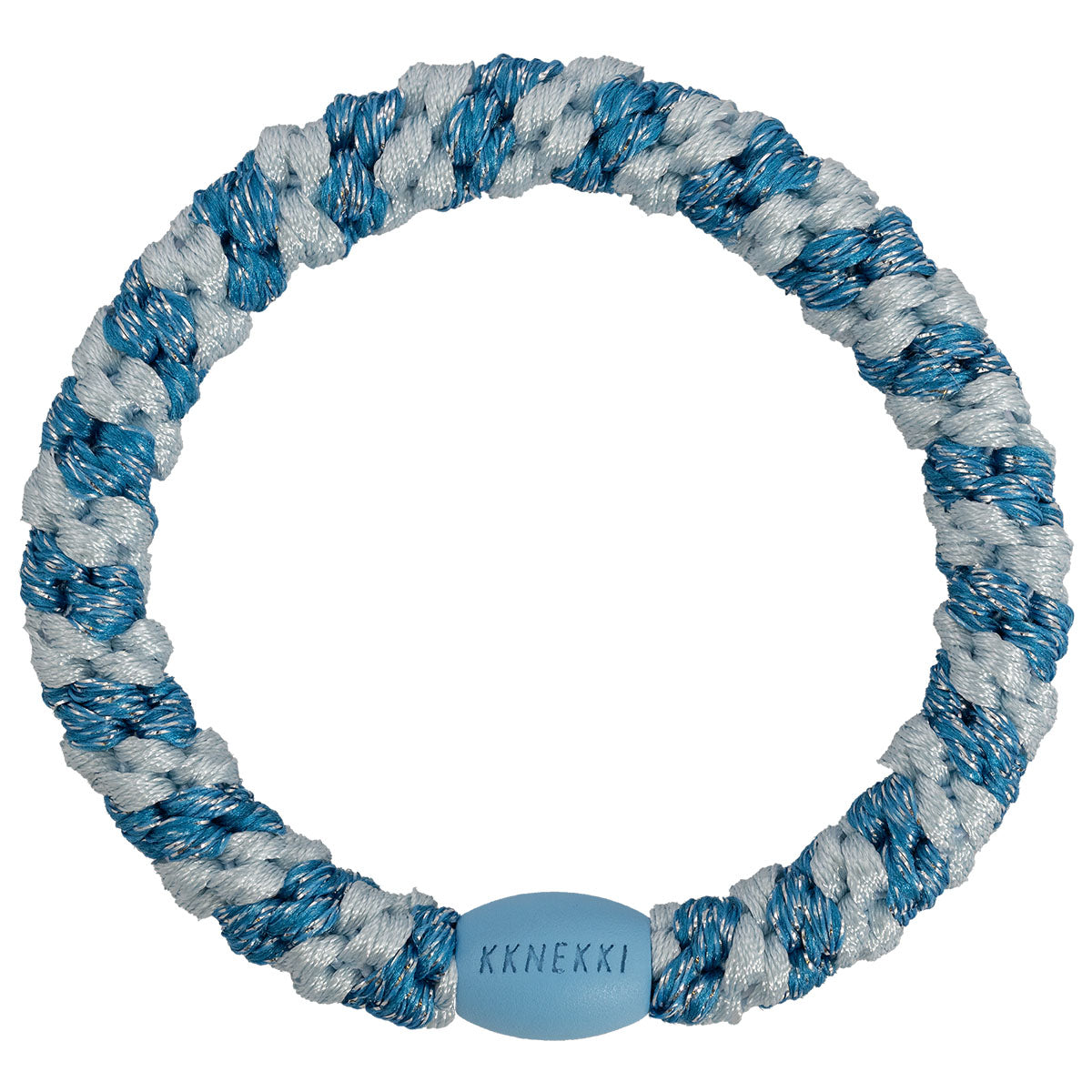 KKNEKKI Haargummi Stripe in Baby Blue - White mit charakteristischem Webdesign, schlanke Silhouette, sanfter Halt ohne Haarbruch, wasserfest und farbecht, mit Perle aus recyceltem Kunststoff