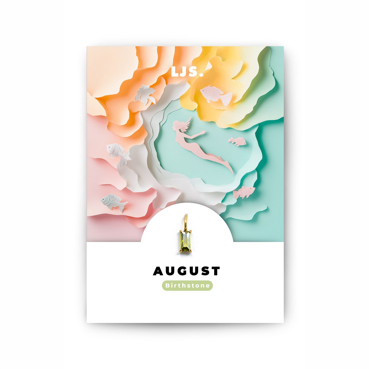 Schmuckanhänger mit grünem Zirkonia-Kristall als Geburtsstein für das Monat August, auf einer Geschenkkarte von Little Jewellery Stories