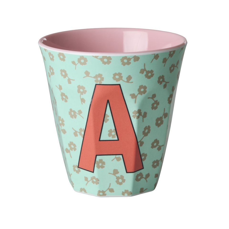Melamin-Buchstabenbecher Blumen