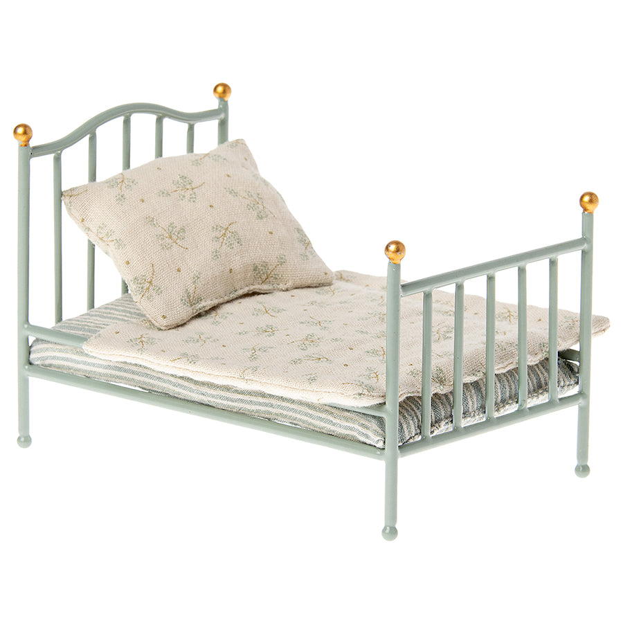 Vintage-Mäusebett mint